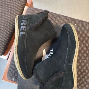 Sorel Black Suede Fur-Lined Boots